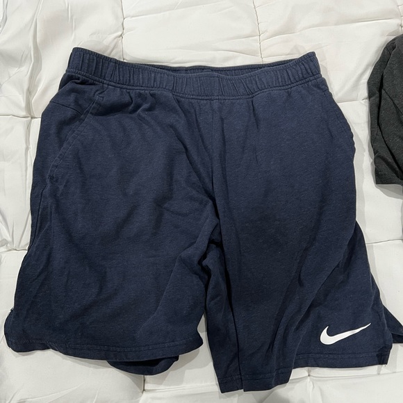 Nike Dri Fit Shorts - Picture 4 of 7